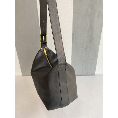 ~慵懶風~小衆設計！新款進口頭層牛皮大容量休閒簡軟皮軟塌斜後後背包