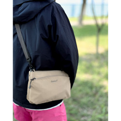 Qminica 戶外出遊斜後後背包防潑水耐磨多功能輕量化休閒單肩騎行包