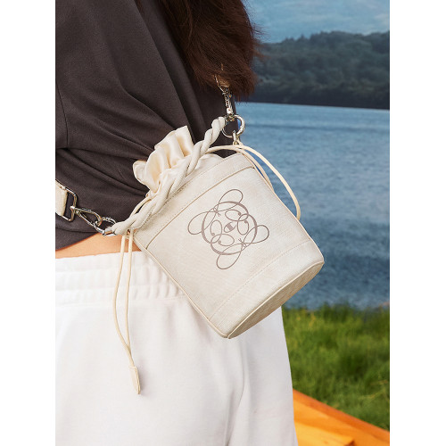 Champion冠軍官方時尚水桶包女生手提包斜後後背包上班通勤風包包 Champion冠軍官方時尚水桶包女生手提包斜後後背包上班通勤風包包