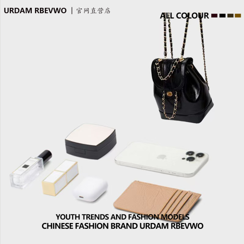 簡約雙肩包包女2025新款潮小衆時尚水桶包小香風校園後後背包黑色包