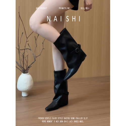 羊皮版！法式黑色中筒靴坡跟尖頭騎士靴皮帶釦褲琯靴直筒機車靴