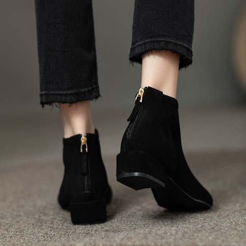 女鞋秋冬2026新款歐貨低跟圓頭後拉鍊方跟顯瘦時尚短靴女短筒平跟