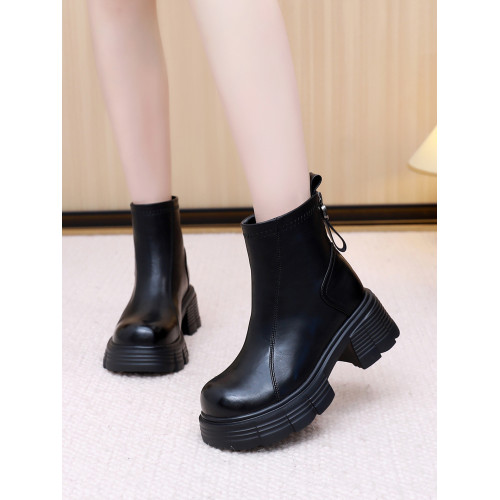 卓詩尼2025秋冬新款厚底馬丁靴女切爾西靴氣質顯瘦復古粗跟短靴女