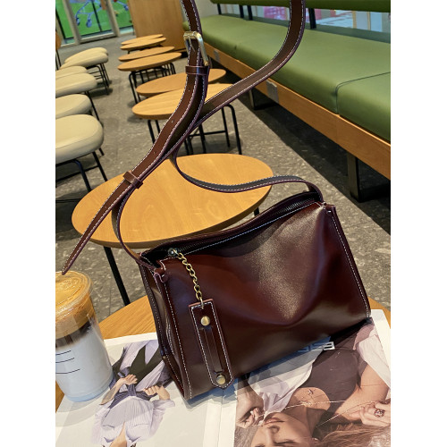 包包女包2026春夏新款真皮大容量單肩斜後後背包高級感寬皮肩帶休閒包