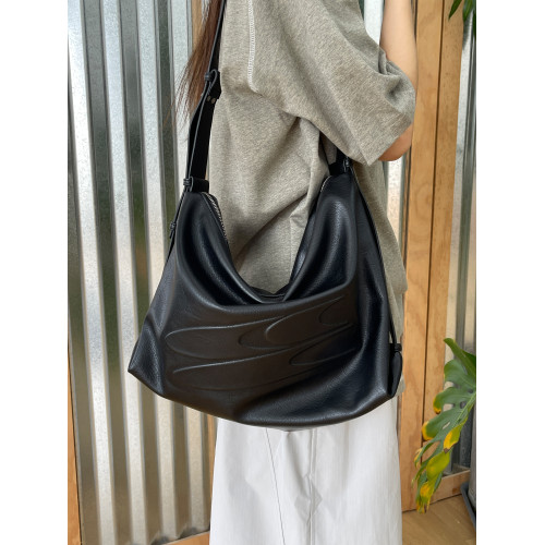 CryingCenter油蠟黑皮不規則斜背單肩手提後後背包大容量包日常通勤