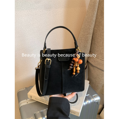 高級感爆款小包包女式2026秋冬新款潮時尚單肩手提包斜後後背包水桶包