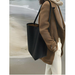 軟皮水桶包包女大容量真皮高級感通勤百搭單肩包托特包2026年新款