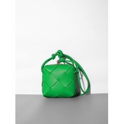 綠色包包女式2026新款真皮相機包小衆斜後後背包編織盒子包小方包迷你