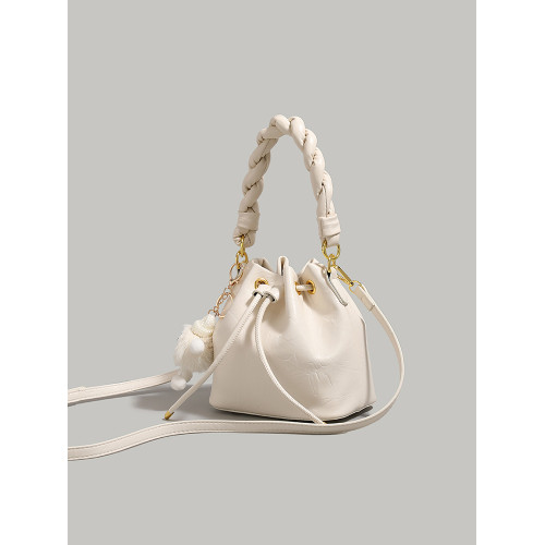 UR簡約抽繩水桶包女2025新款百搭流行手提包通勤腋下包單肩斜後後背包