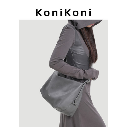 KoniKoni原創小衆托特包女大容量超火通勤斜後後背包2026新款單肩大包