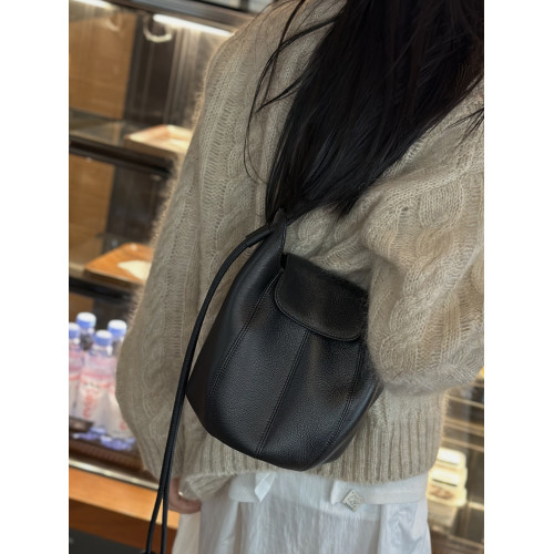 復古南瓜包女2026新款真皮軟皮腋下水桶包高級感托特包單肩斜後後背包 復古南瓜包女2026新款真皮軟皮腋下水桶包高級感托特包單肩斜後後背包