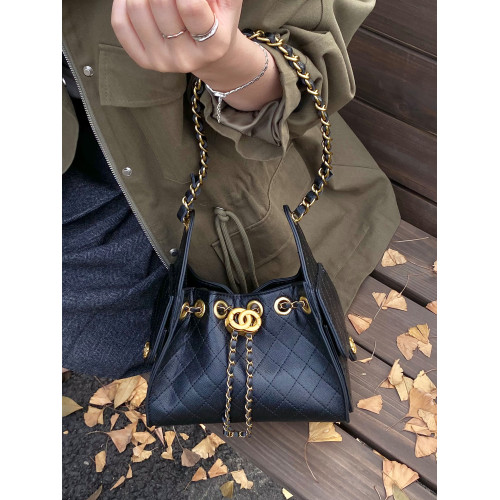 高級感菱格鏈條水桶包包2025日常上班通勤抽帶秋季新款女式單肩包