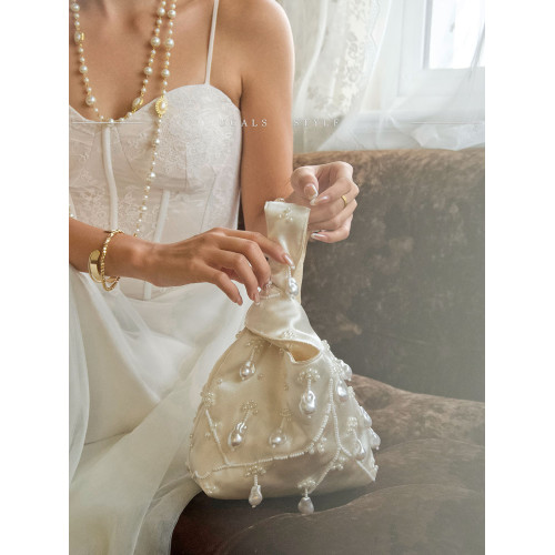 UGALS法式仙女手工珍珠刺綉宴會氣質百搭手拎包女小衆個性水桶包