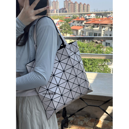 鐳射幾何菱形格子亮片包包六格大容量單肩手提托特包女通勤腋下包