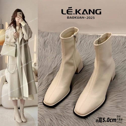 白色粗跟馬丁靴女款2025年新款爆款初秋短靴女春秋單靴秋冬高跟鞋