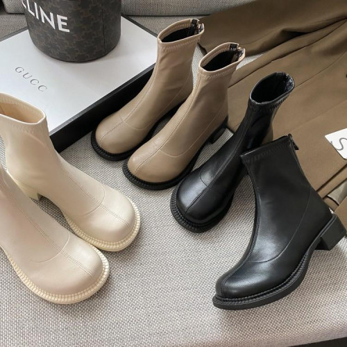 大頭馬丁靴2025秋冬新款小碼33單靴40粗跟42胖腳大碼女短靴41一43