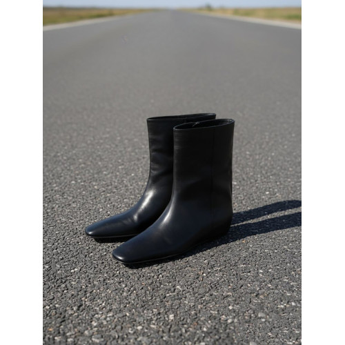 新款簡約方頭內增高坡跟寬筒中筒靴時裝套筒馬丁菸筒短靴女靴子