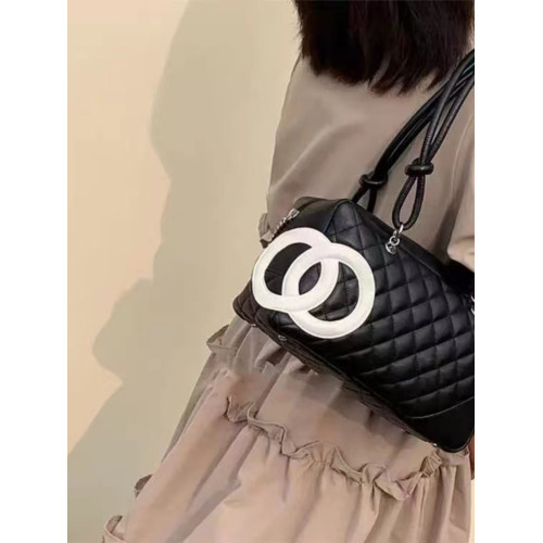 新品網紅同款時尚百搭撞色菱格拉鍊設計方形單肩手提包保齡球女包 新品網紅同款時尚百搭撞色菱格拉鍊設計方形單肩手提包保齡球女包