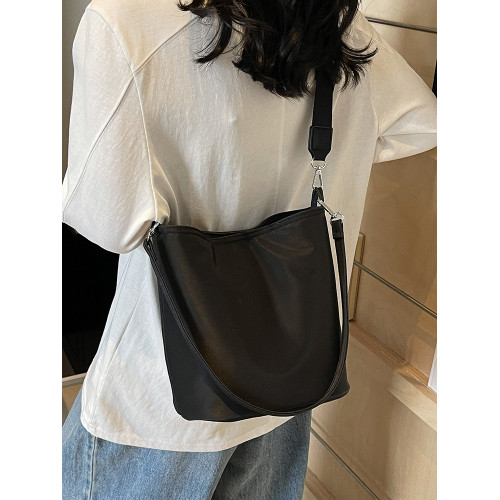 高級感包包女式2025新款超火輕便牛津布腋下水桶包小衆單肩斜後後背包 高級感包包女式2025新款超火輕便牛津布腋下水桶包小衆單肩斜後後背包