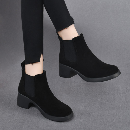 真皮切爾西短靴女春秋單靴粗跟2026新款高跟菸筒靴女英倫風馬丁靴