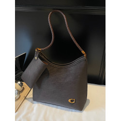 簡約質感通勤小包包女2026新款百搭ins單肩包春夏復古腋下水桶包