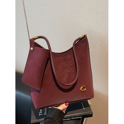 簡約質感通勤小包包女2026新款百搭ins單肩包春夏復古腋下水桶包