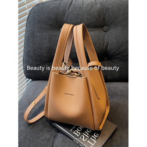 高級感小包包女式2026春夏新款潮時尚手拎袋手提包百搭斜背水桶包