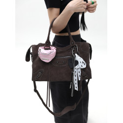 簡著 /限定麂皮絨·棕色巴黎鉚釘辣妹機車包 復古通勤單肩斜後後背包