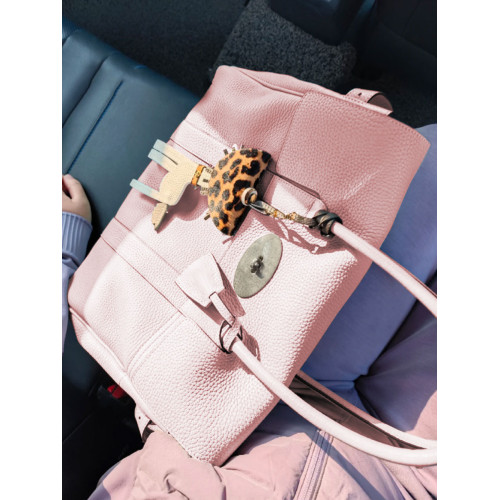 粉色真皮大容量托特包包女2025新款輕奢小衆高級感手提單肩腋下包