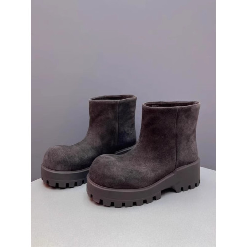 大頭復古切爾西短靴女2026新款真皮厚底增高菸筒靴炸街松糕馬丁靴