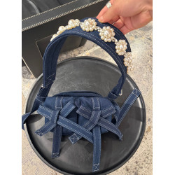 小衆2025新款休閒百搭蝴蝶結珍珠肩帶辣妹單肩斜後後背包包女包個性潮