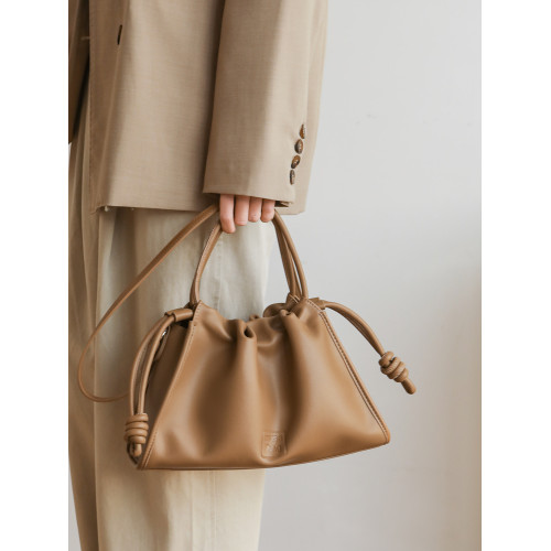 小衆設計包包女2025新款大容量褶皺雲朵包簡約通勤單肩斜背腋下包