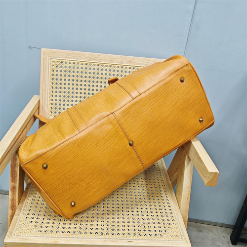 頭層牛皮復古休閒真皮行李袋單肩斜背男包大容量手提袋旅行包大包 頭層牛皮復古休閒真皮行李袋單肩斜背男包大容量手提袋旅行包大包