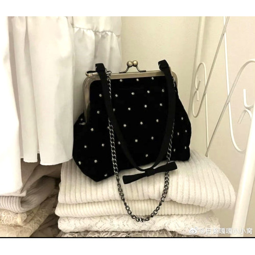 千金甜妹鏈條bibi*y宴會可愛少女日系手提斜掛黑刺綉絲絨小包