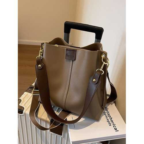 百搭ins高級感大包包女2024新款韓版洋氣單肩水桶包爆款斜後後背包潮