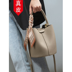 包包2026新款春夏潮時尚女包單肩斜後後背包真皮包手提包水桶包菜籃子