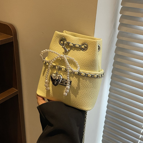 菱格綉線超火小包包女2025新款百搭鏈條斜後後背包夏天爆款精緻水桶包