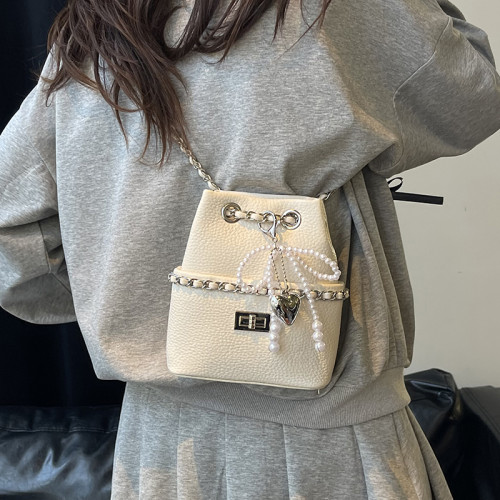 菱格綉線超火小包包女2025新款百搭鏈條斜後後背包夏天爆款精緻水桶包