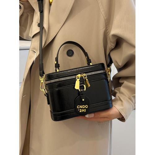 小衆時尚手拎水桶包女2025秋冬新款復古百搭單肩包高級感休閒女包