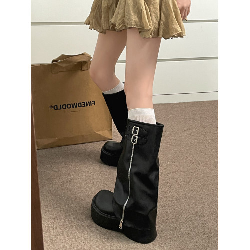 爆款黑色英倫風厚底增高靴子女長筒靴2026新款秋冬顯瘦復古褲琯靴