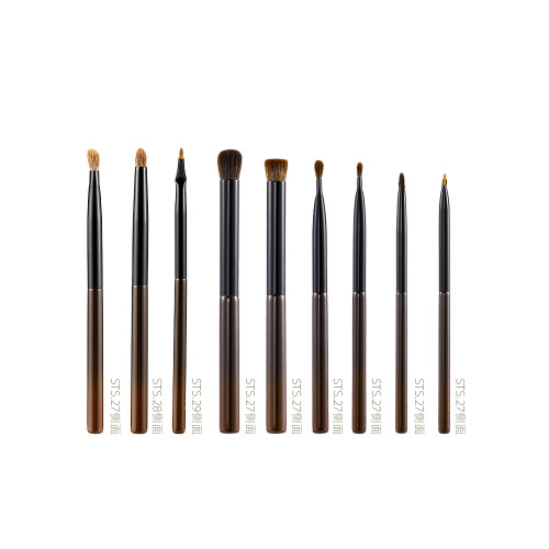 菲絲加芬新松毯S疊代版花羊毛柔軟親膚山兔毛可攜式眼部刷 菲絲加芬新松毯S疊代版花羊毛柔軟親膚山兔毛可攜式眼部刷