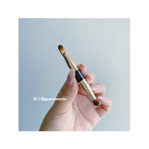 郭小妞雙頭有蓋遮瑕刷扁頭淚溝脣刷口紅暈染多功能可攜式迷你化妝刷