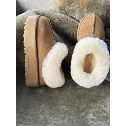 厚底雪地靴女冬季2025年新款羊皮毛一體加厚保暖塔茨特低幫短棉鞋