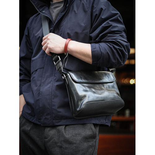 2025新款原創真皮男士單肩斜後後背包牛皮簡約通勤休閒男包高級感後後背包 2025新款原創真皮男士單肩斜後後背包牛皮簡約通勤休閒男包高級感後後背包