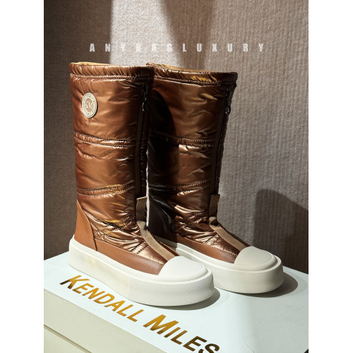 官旗4780天花板！代理授權！KM防水羽絨長筒防寒防水雪地靴女靴