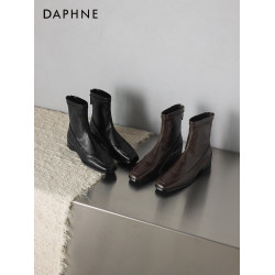 達芙妮方頭短靴女2026新款春季春款切爾西皮靴平底瘦瘦靴子馬丁靴