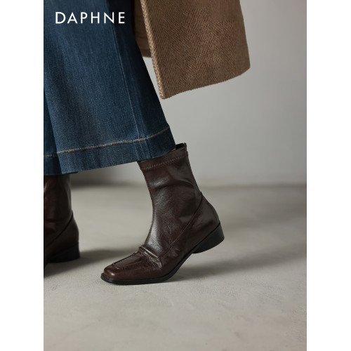 達芙妮方頭短靴女2026新款春季春款切爾西皮靴平底瘦瘦靴子馬丁靴