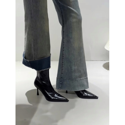 黑色尖頭高跟短靴女2025秋冬新款法式細跟彈力瘦瘦靴氣質小踝靴子