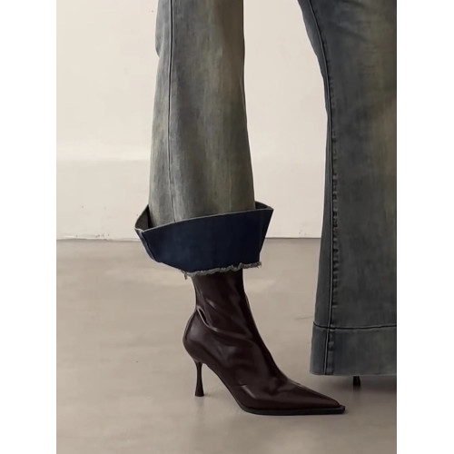 黑色尖頭高跟短靴女2025秋冬新款法式細跟彈力瘦瘦靴氣質小踝靴子