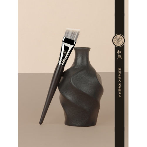 魅女郎紅顔070刀鋒粉底刷扁平頭面膜底妝刷斜角粉底液無痕化妝刷